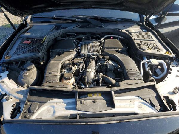 2015 MERCEDES-BENZ C C400 4-MATIC — Engine bay