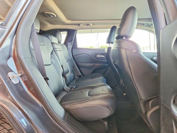 2015 JEEP CHEROKEE LIMITED 4X4
