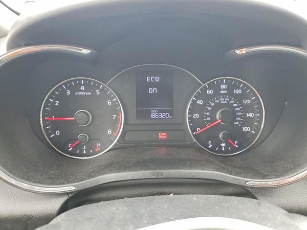 2016 KIA FORTE GL (Middle-Low Grade)