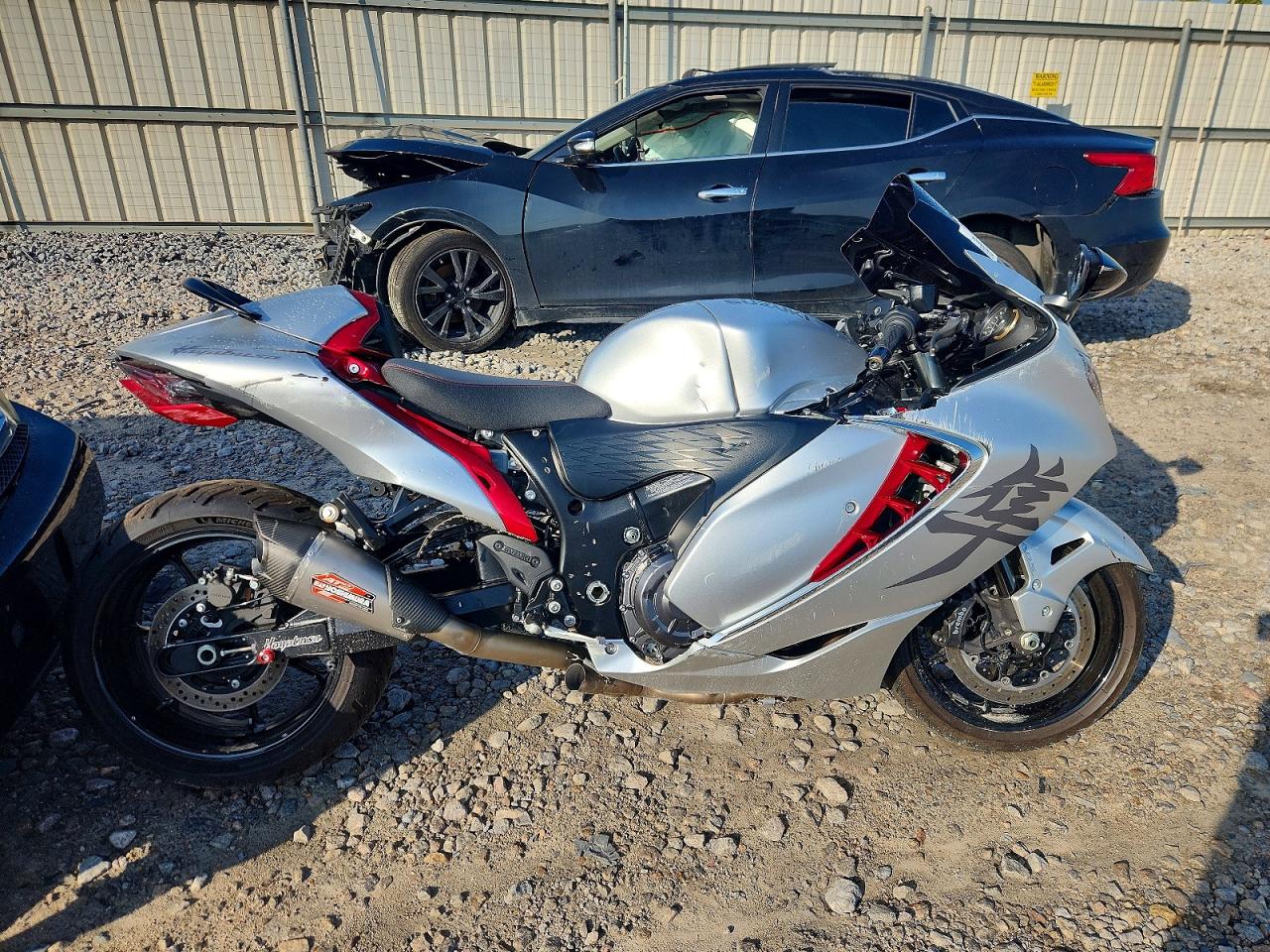 Suzuki GSX1300