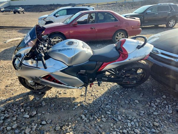 2022 SUZUKI GSX1300