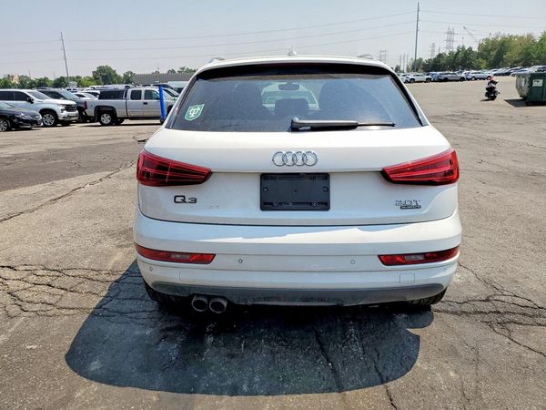 2016 AUDI Q3 quattro Premium Plus — DIRR