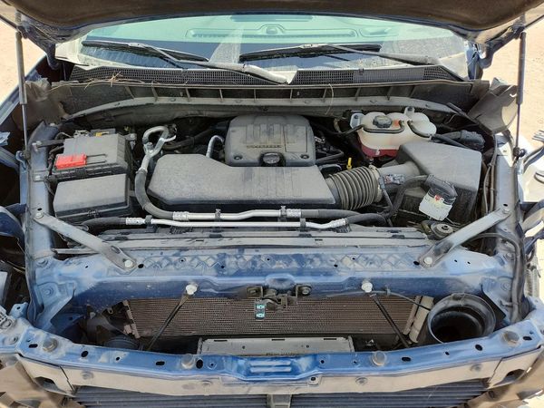 2024 CHEVROLET SILVERADO Custom — Engine bay