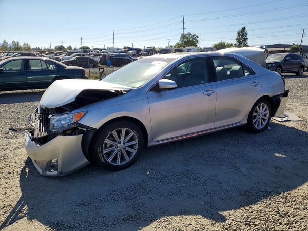 2012 TOYOTA CAMRY
