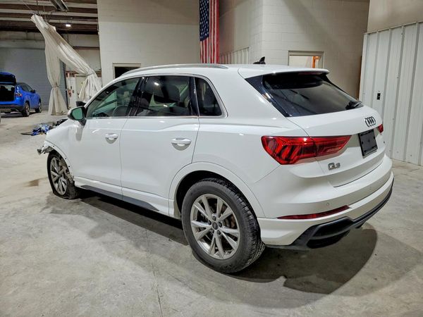 2023 AUDI Q3 S Line quattro Premium