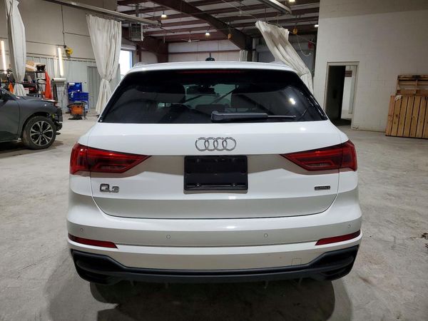 2023 AUDI Q3 S Line quattro Premium