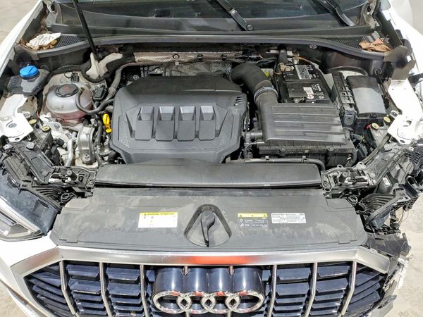 2023 AUDI Q3 S Line quattro Premium