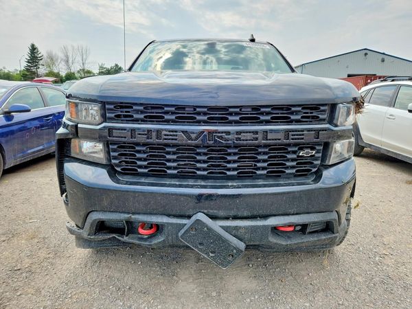 2022 CHEVROLET SILVERADO Trail Boss Custom