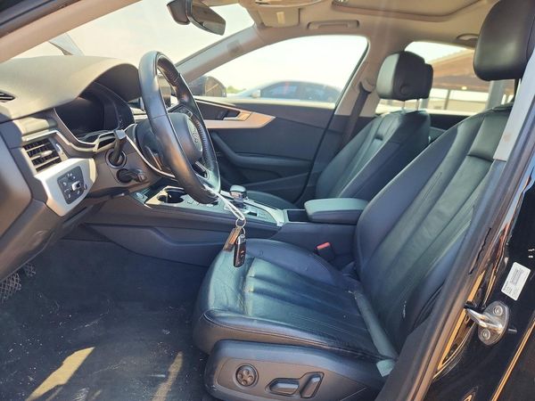 2017 AUDI A4 quattro Premium Plus