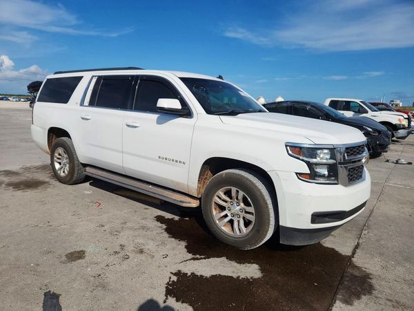 2015 CHEVROLET SUBURBAN LT