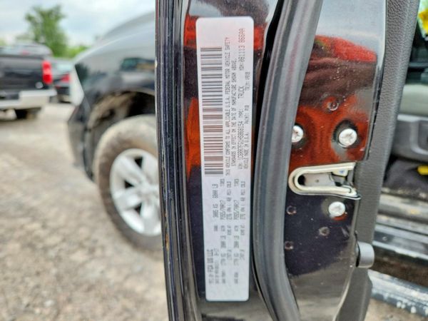 2017 RAM 1500 ST QUAD CAB 4X4