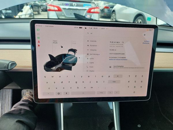 2018 TESLA MODEL 3