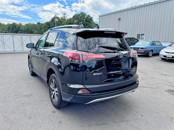2018 TOYOTA RAV4 Adventure/XLE
