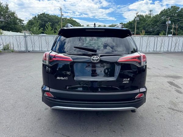 2018 TOYOTA RAV4 Adventure/XLE