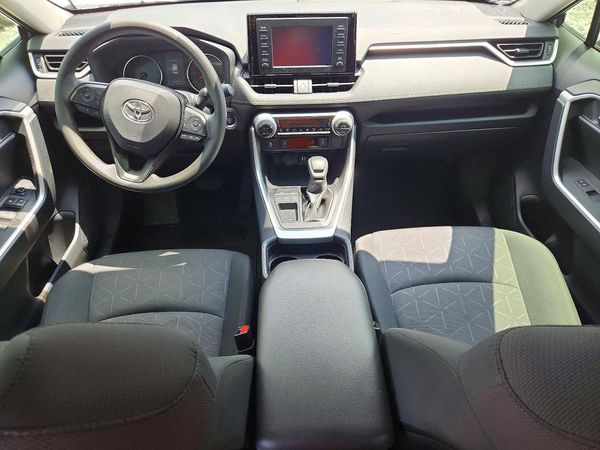 2019 TOYOTA RAV4