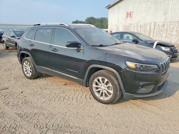 2019 JEEP CHEROKEE LATITUDE FWD