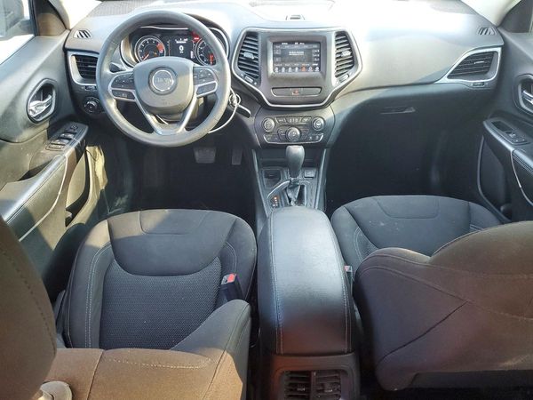 2019 JEEP CHEROKEE LATITUDE FWD
