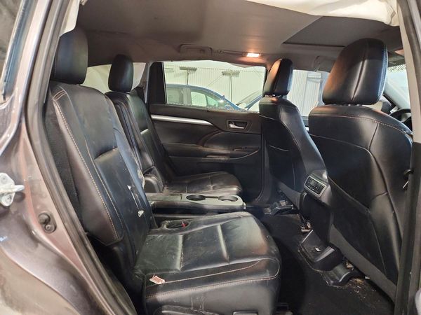 2016 TOYOTA HIGHLANDER Base/Hybrid