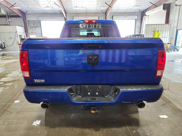 2014 RAM 1500 ST QUAD CAB 4X4