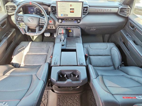 2024 TOYOTA SEQUOIA