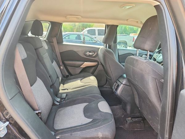 2018 JEEP CHEROKEE LATITUDE 4X4