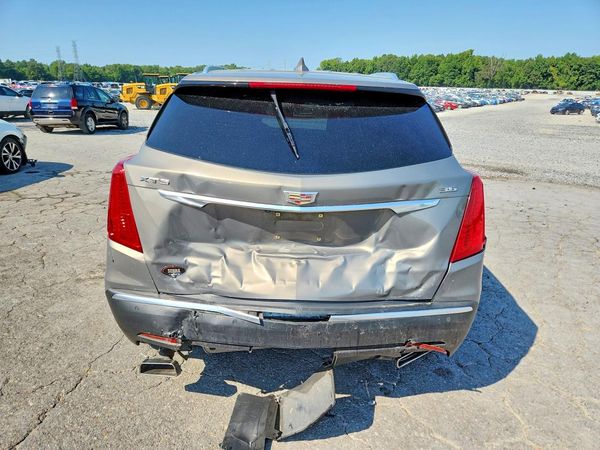 2018 CADILLAC XT5 Luxury