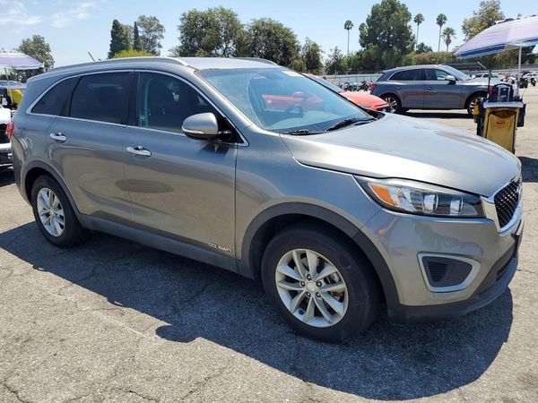 2018 KIA SORENTO L, LX