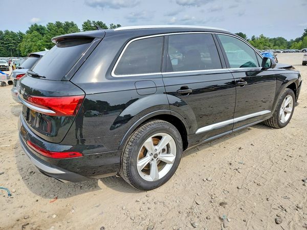 2025 AUDI Q7 quattro Premium