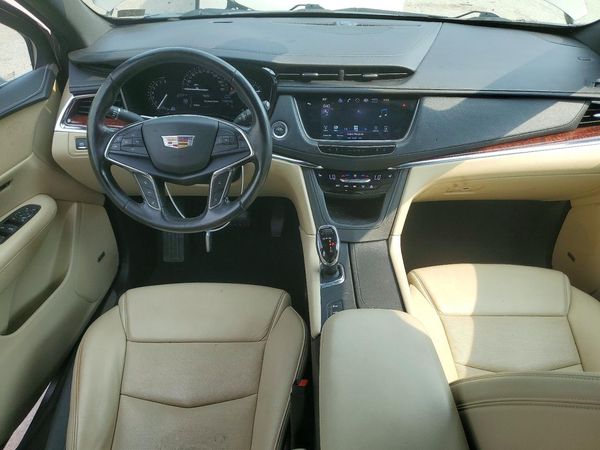 2019 CADILLAC XT5 Luxury