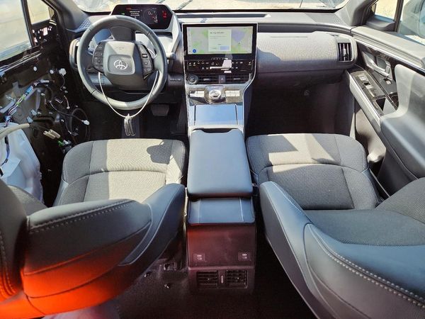 2024 TOYOTA BZ4X