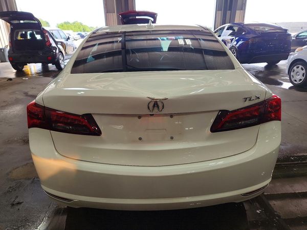 2015 ACURA TLX Base