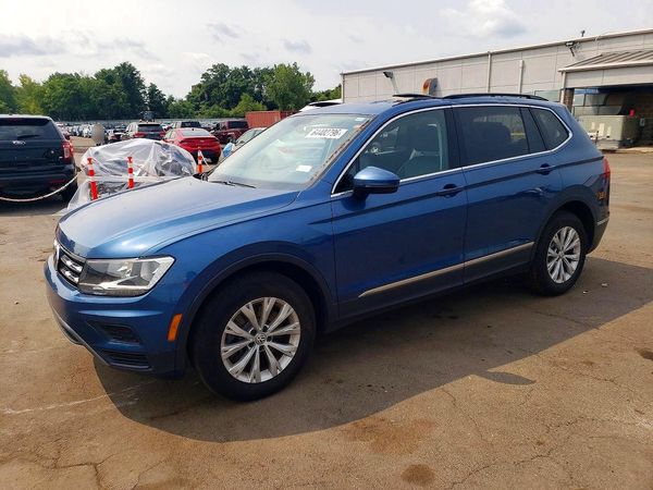 2018 VOLKSWAGEN TIGUAN SE, SEL