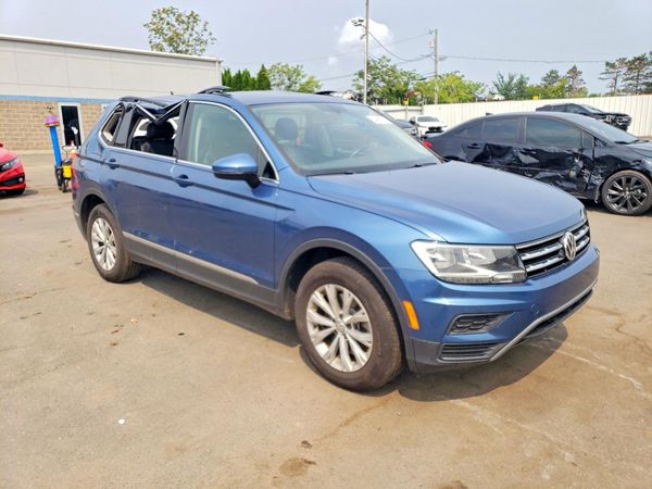 2018 VOLKSWAGEN TIGUAN SE, SEL