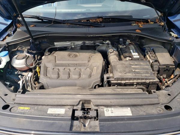 2018 VOLKSWAGEN TIGUAN SE, SEL