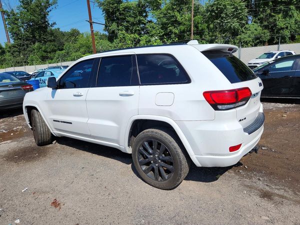 2018 JEEP GRAND CHEROKEE Laredo