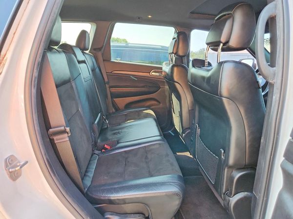 2018 JEEP GRAND CHEROKEE Laredo