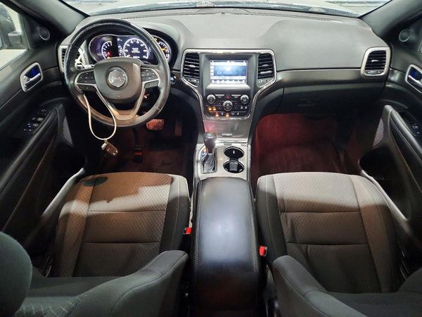 2018 JEEP GRAND CHEROKEE LAREDO 4X4