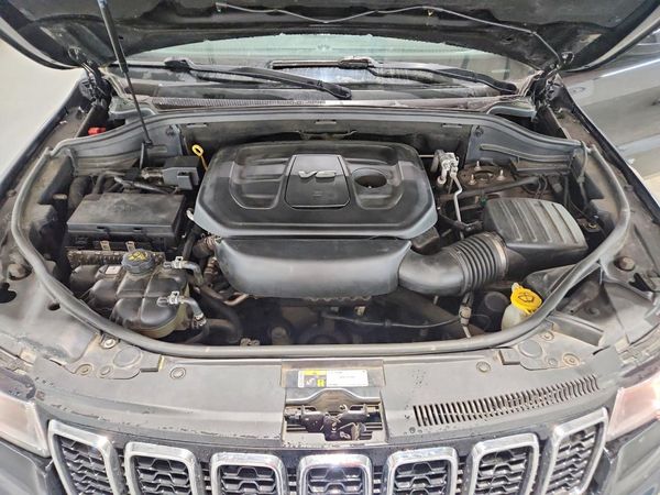 2018 JEEP GRAND CHEROKEE LAREDO 4X4