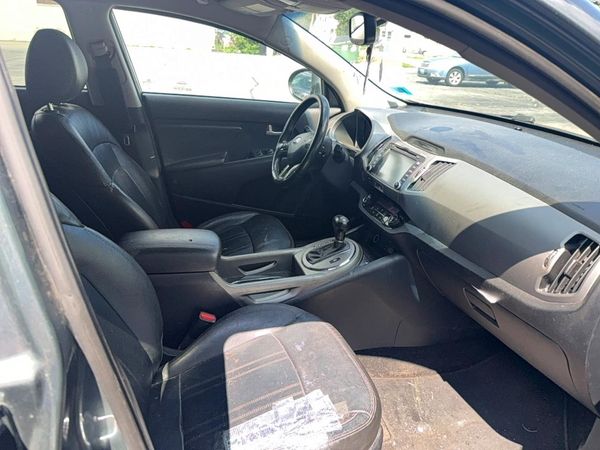 2015 KIA SPORTAGE GLS - Middle level