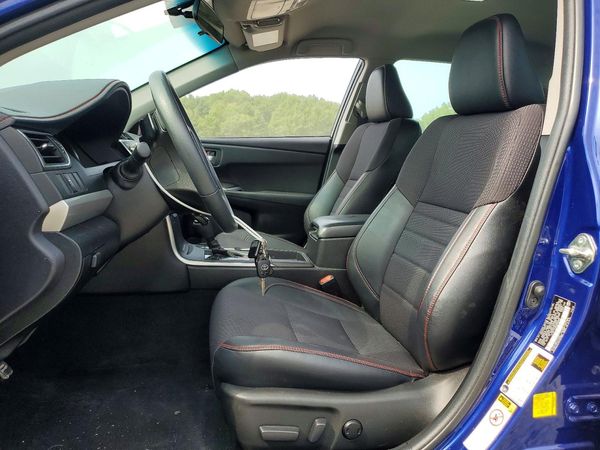 2016 TOYOTA CAMRY