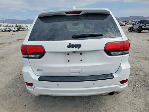 2019 JEEP GRAND CHEROKEE Laredo — DIRR