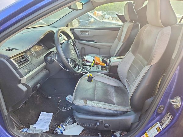 2015 TOYOTA CAMRY
