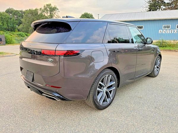 2023 LAND ROVER RANGE ROVER SPORT P400 Dynamic SE