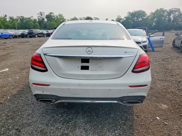 2017 MERCEDES-BENZ E