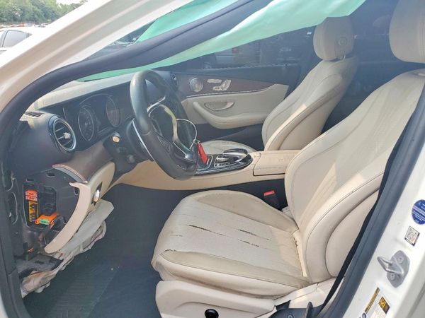 2017 MERCEDES-BENZ E