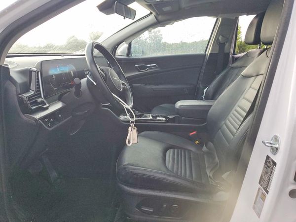 2023 KIA SPORTAGE SX-PRESTIGE or SX-P