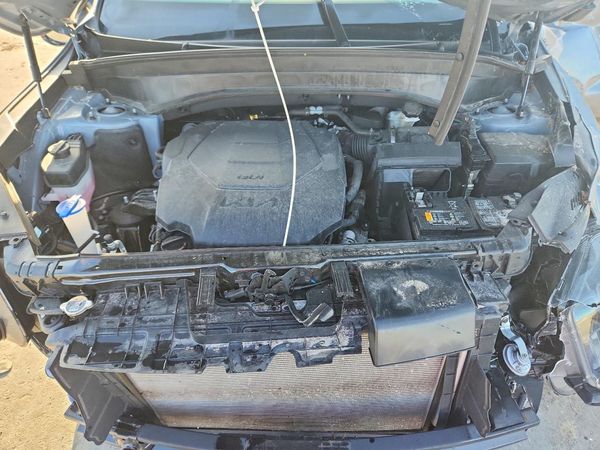 2024 KIA TELLURIDE — Engine bay
