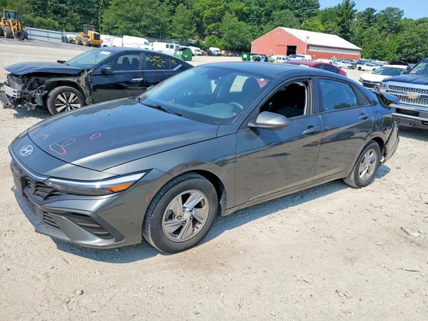 2024 HYUNDAI ELANTRA