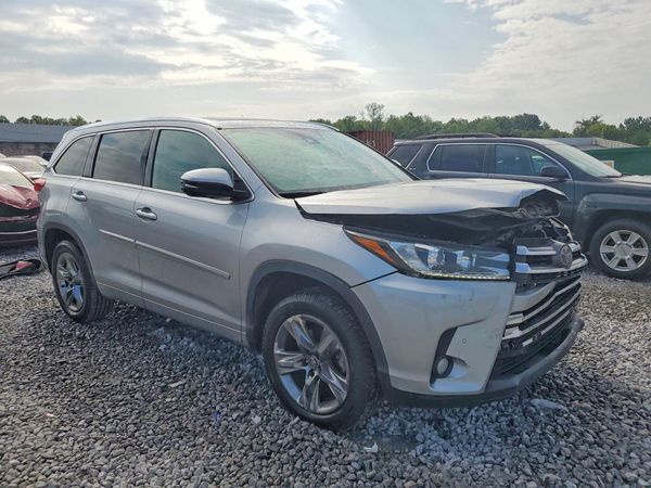 2018 TOYOTA HIGHLANDER