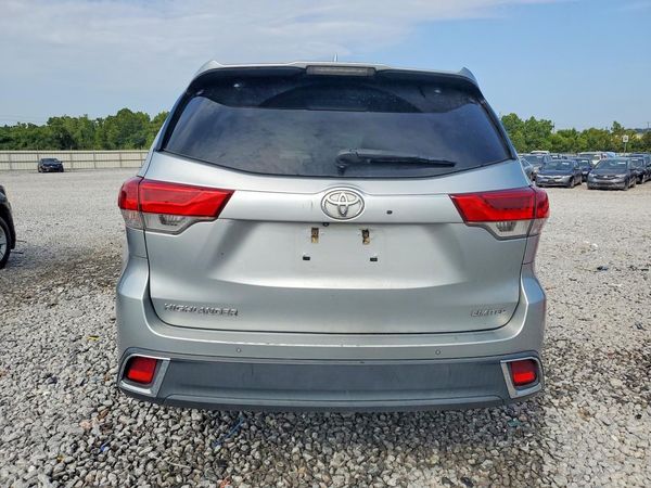2018 TOYOTA HIGHLANDER